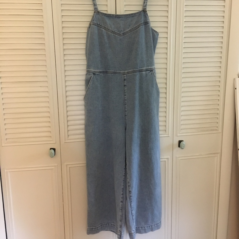pacsun denim overalls/jumper!